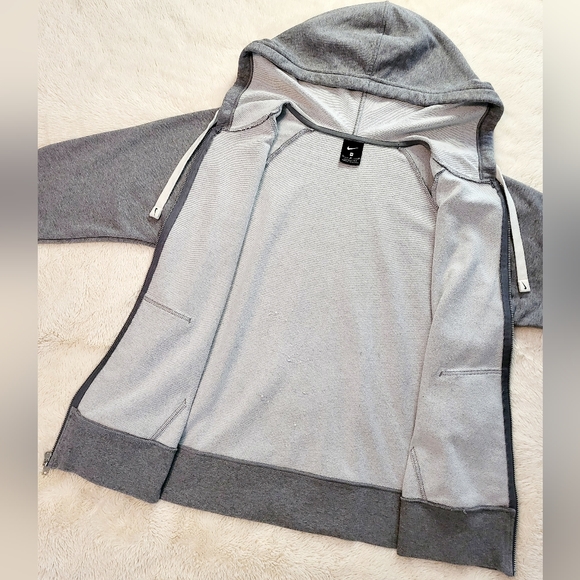 LiKE New ☆ Nike Hoodie - Picture 6 of 11